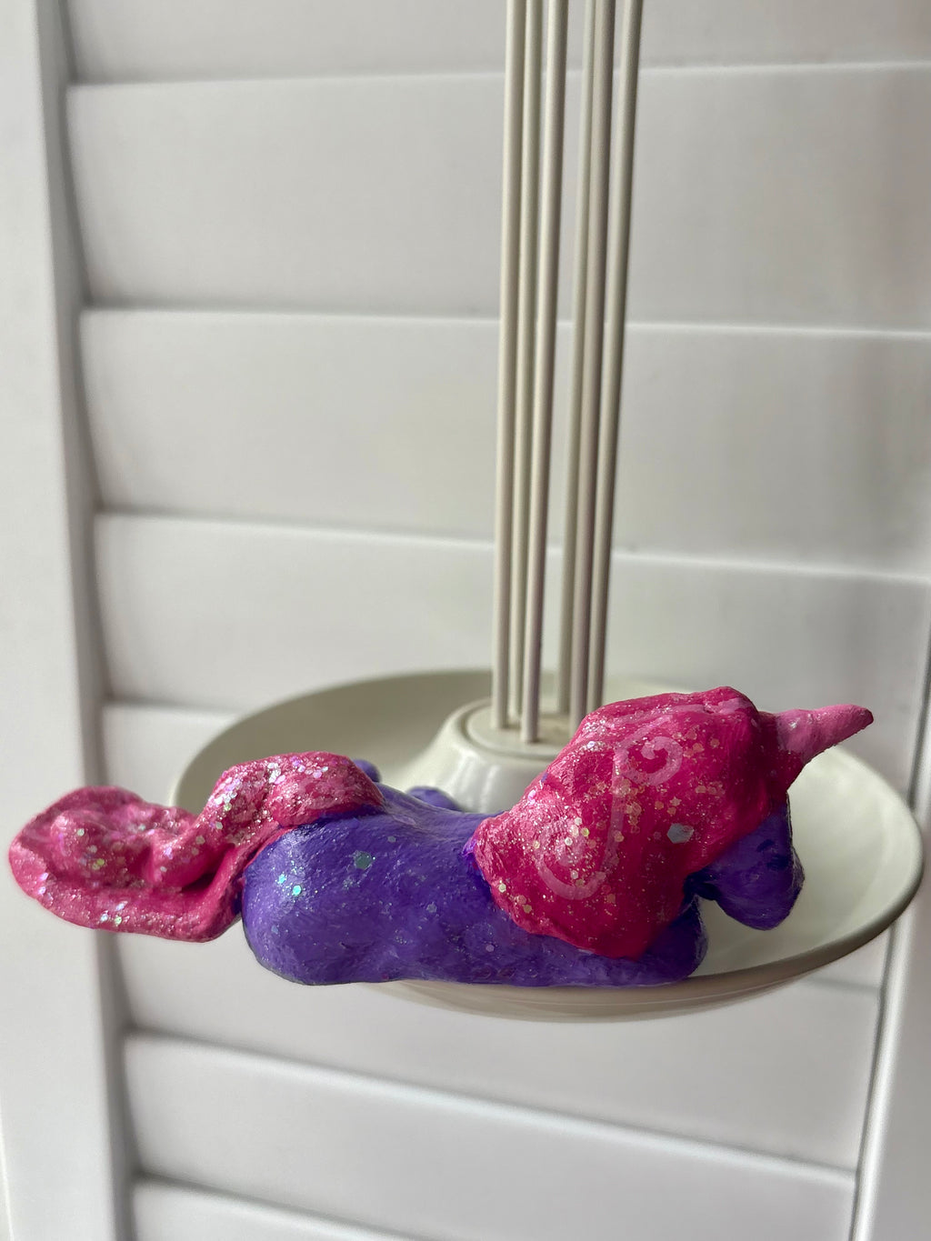 Glittery unicorn trinket